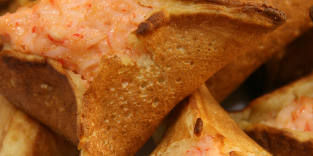Арабские блинчики с крабовым мясом и сыром: История одного ужина