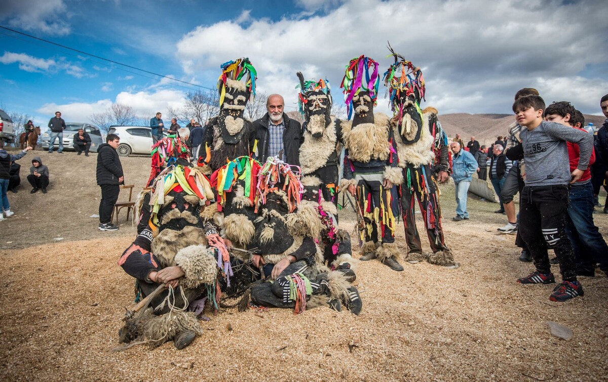 https://sputnik-georgia.ru/20200302/Ostrosyuzhetnaya-Berikaoba-kak-v-Gruzii-prazdnuyut-maslenitsu---foto-247866356.html