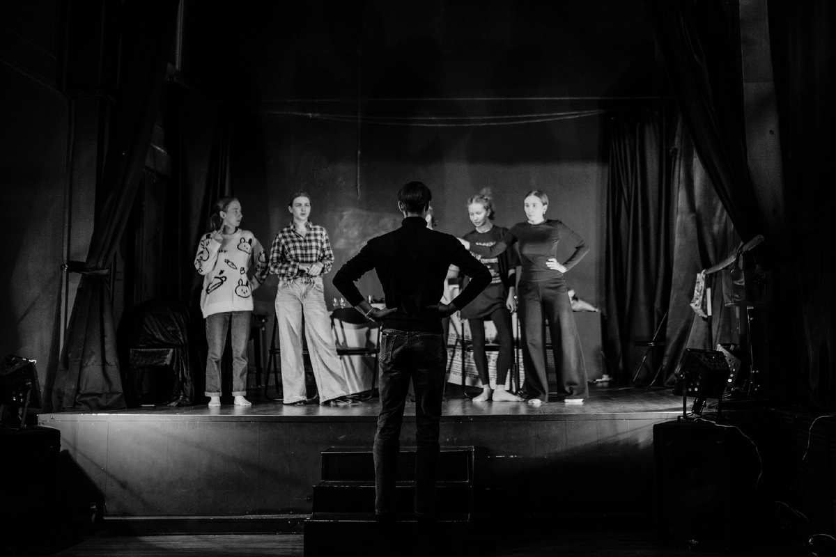 Репетиция спектакля "Баба Шанель"