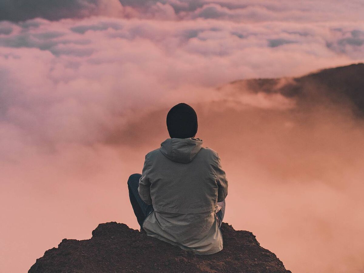 Тайные часы организма: Психолог объяснил, почему каждые 6 лет мы становимся новыми людьми