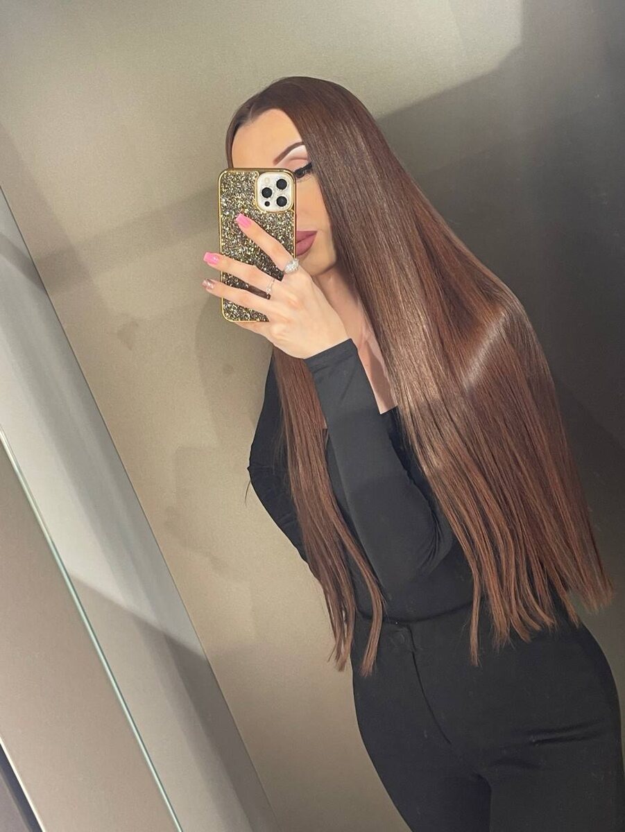 Мои волосы в середине 2025 г. (еще пока светло-коричневые)