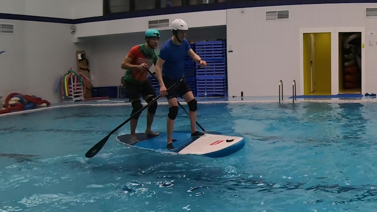 Звучит сложней, чем выглядит: посмотрите на этих двоих, они даже ни разу не искупались! 🤭