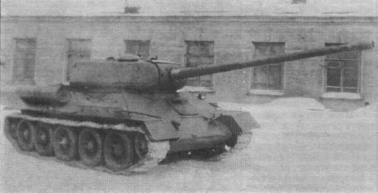Т-34 со 100-мм пушкой ЛБ-1