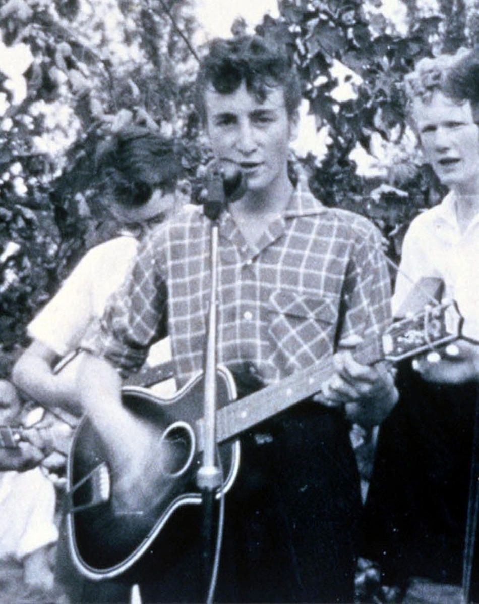THE QUARRYMEN 