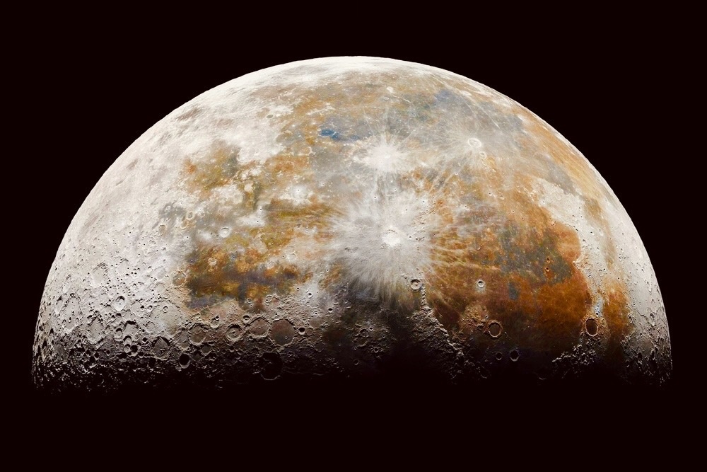 Ржавчина на Луне. Источник:https://news-img.gismeteo.st/ru/2025/09/shutterstock_2624007397.jpg