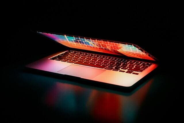 Ноутбук. Фото: www.pexels.com