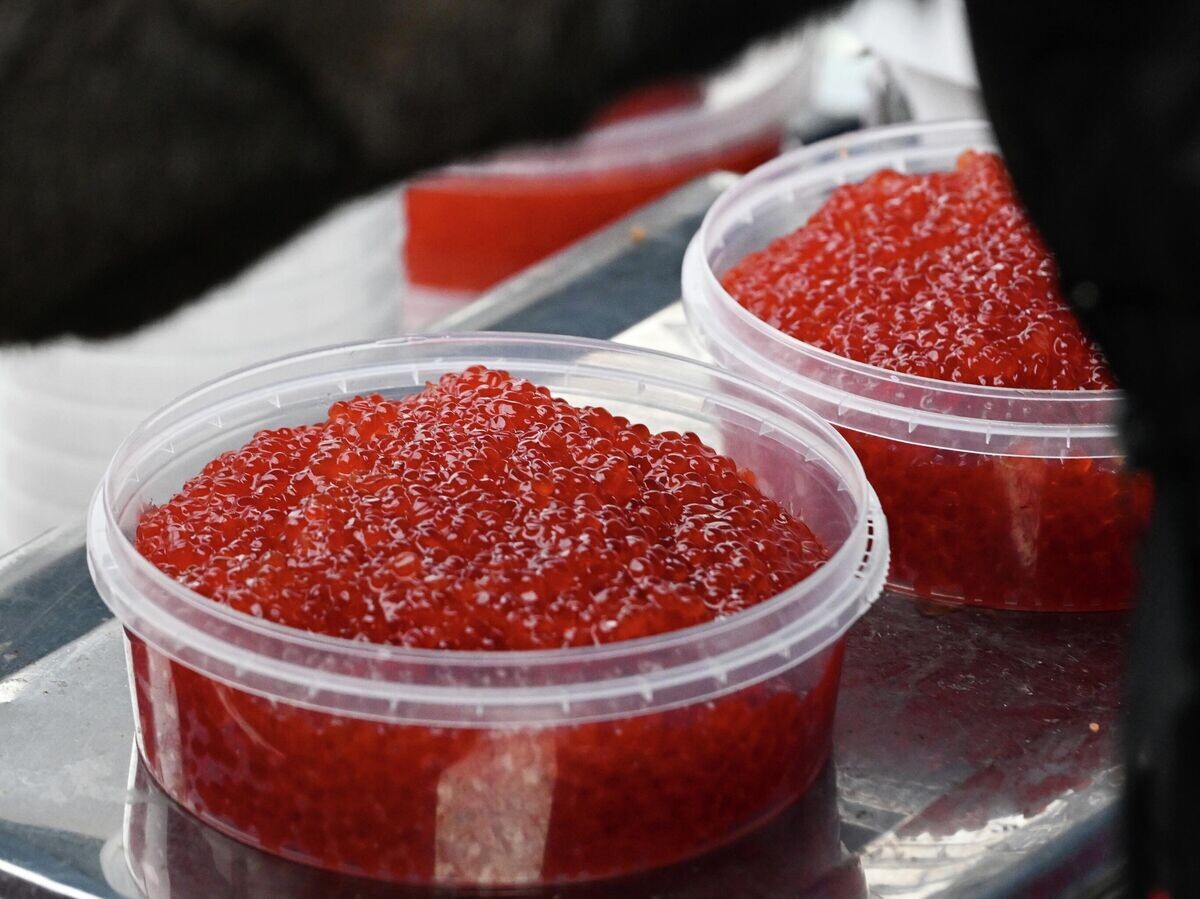    Продажа красной икры | © РИА Новости / Виталий Аньков