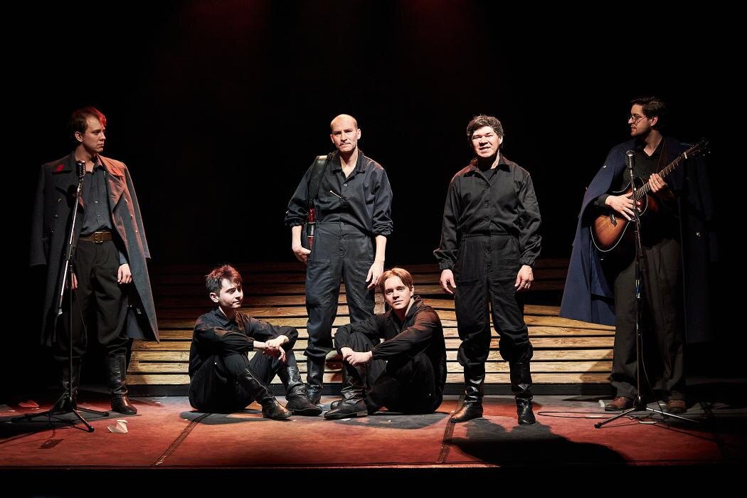 «Аистёнок» приглашает окунуться в атмосферу памяти и гордости
Фото: Иркутский областной театр кукол «Аистёнок»