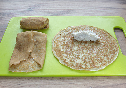 Приготовление блинчиков с начинкой