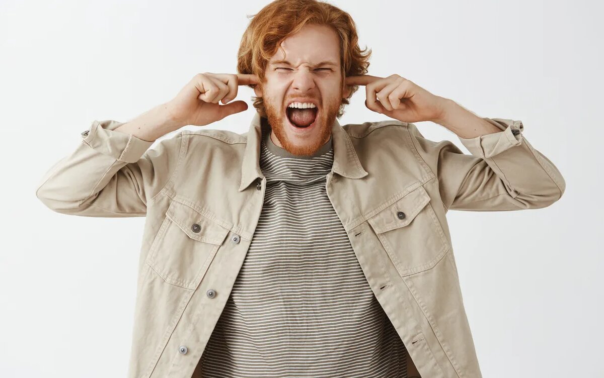    Соседи мешают жить: что делать по закону и по-человечески