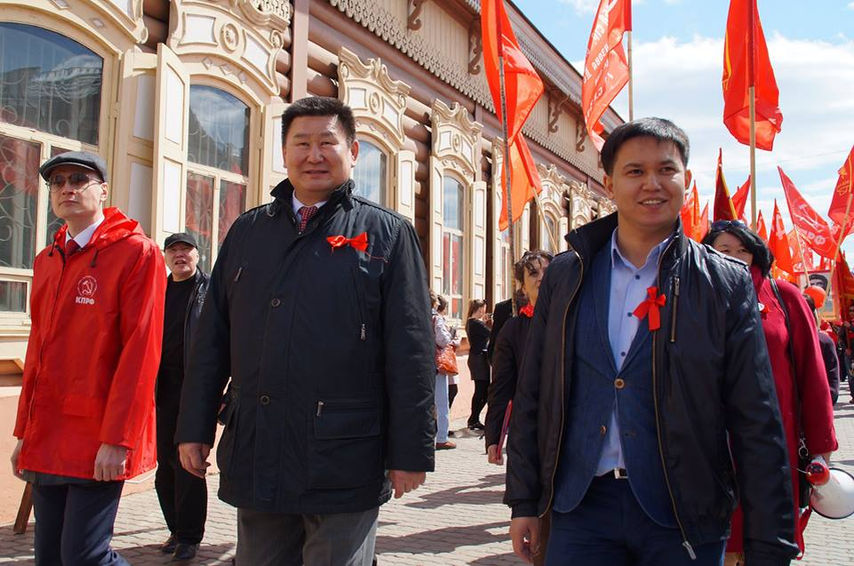 В. Мархаев на первомайском шествии, 2016 год. Источник изображения: сайт ru.wikipedia.org