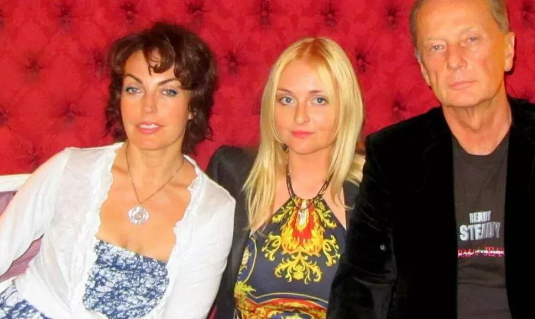 С двумя Ленами