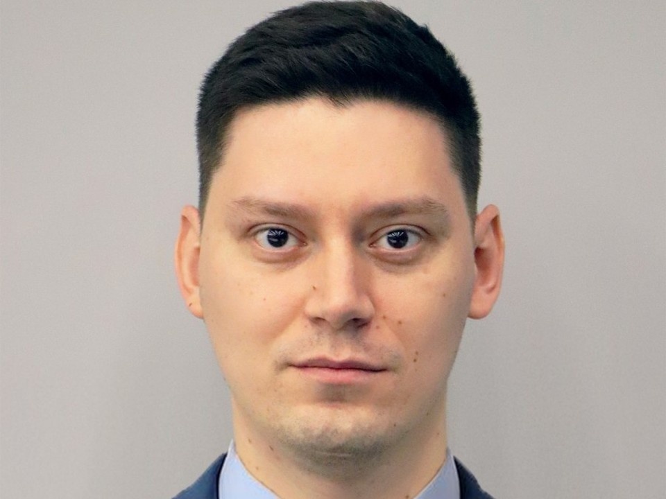    Должность директора занял Николай Красников – бывший сотрудник службы безопасности московского «Спартака» с сайта ФК "Оренбург".