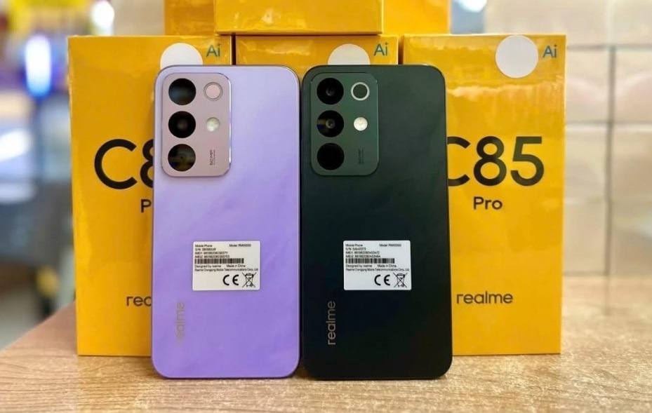 Новинки отличаются экраном и процессором