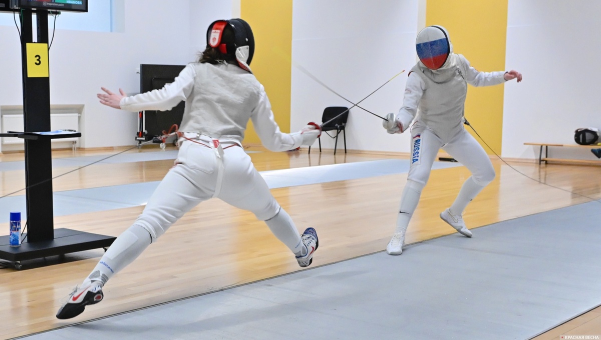     Соревнование по фехтованию. Женщины. Рапира (архивная фотография)   
Иван Лазебный (с) ИА Красная Весна