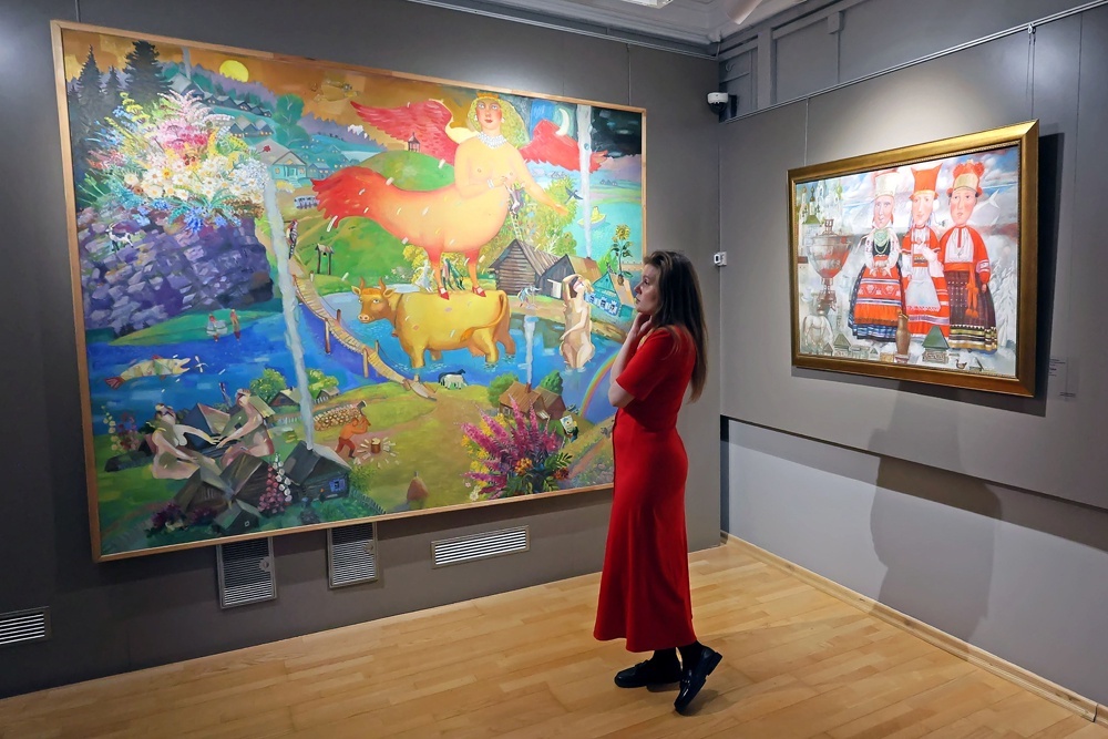    12 авторов в едином творческом порыве создали единое полотно. / Татьяна Андреева/РГ