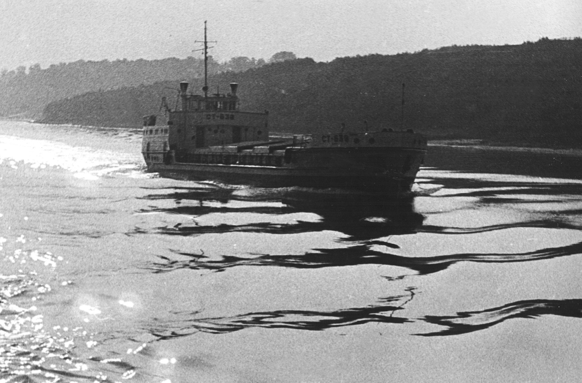 На таком теплоходе Валентин Абин проходил практику в речном училище. Фото: Л.Е. Элиан/fleetphoto.ru, 1967 г.