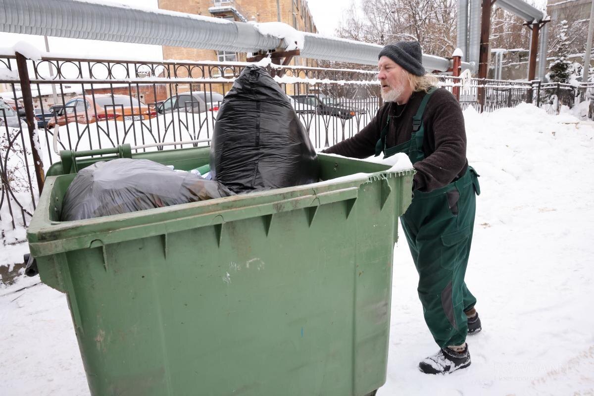    26% опрошенных сортируют отходы на вторсырье и смешанные отходы