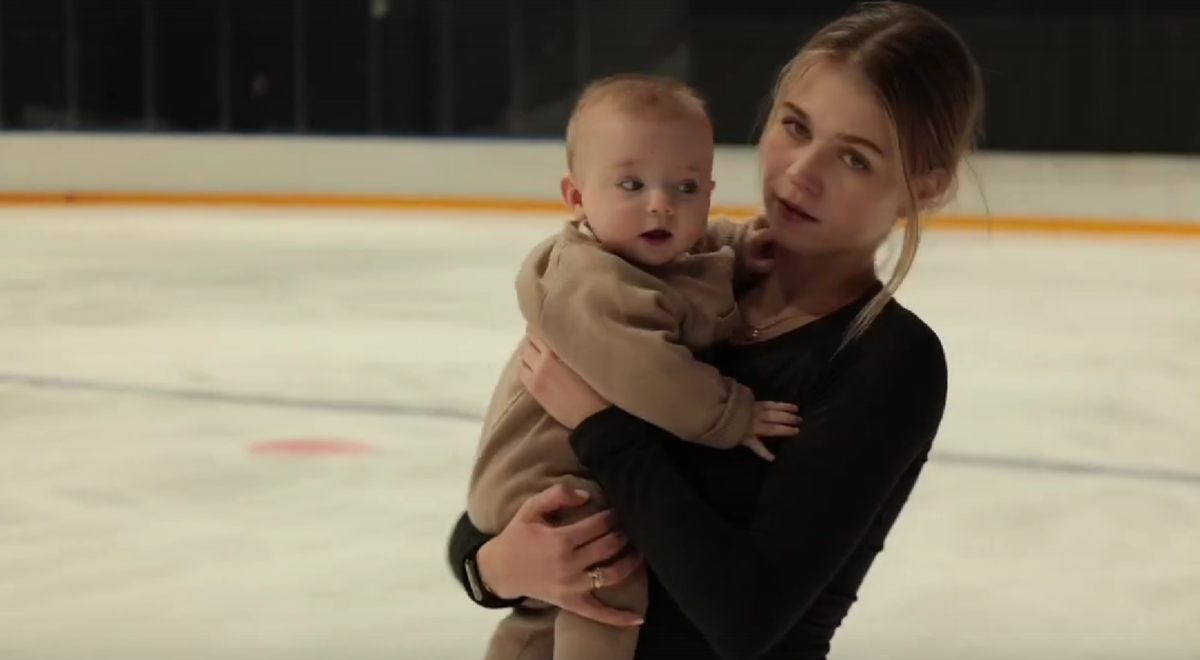 Скриншот видео из телеграм-канала Александры Трусовой