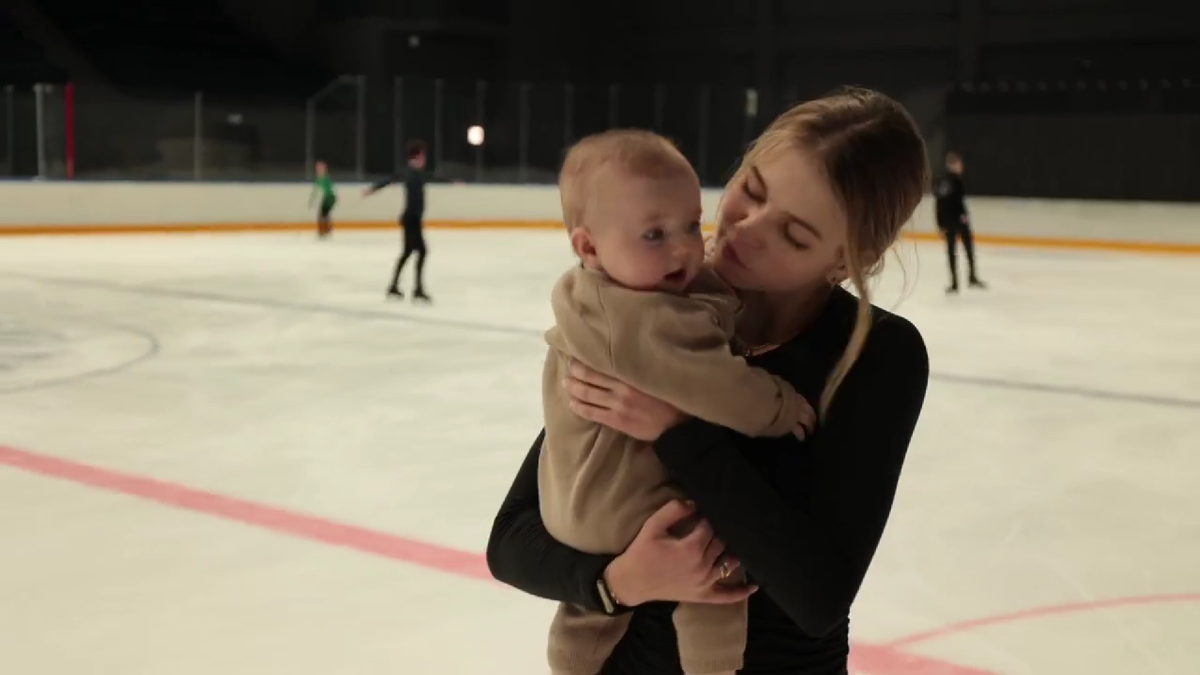 Скриншот видео из телеграм-канала Александры Трусовой