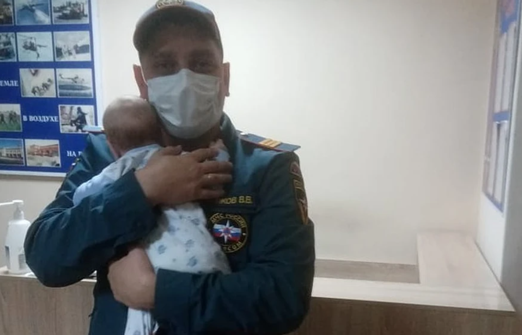 Младенца отец подкинул в пожарную часть