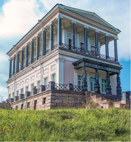 Дворец Бельведер в Петергофе. В 1941 году – опорный пункт советских солдат, защищавших Ленинград