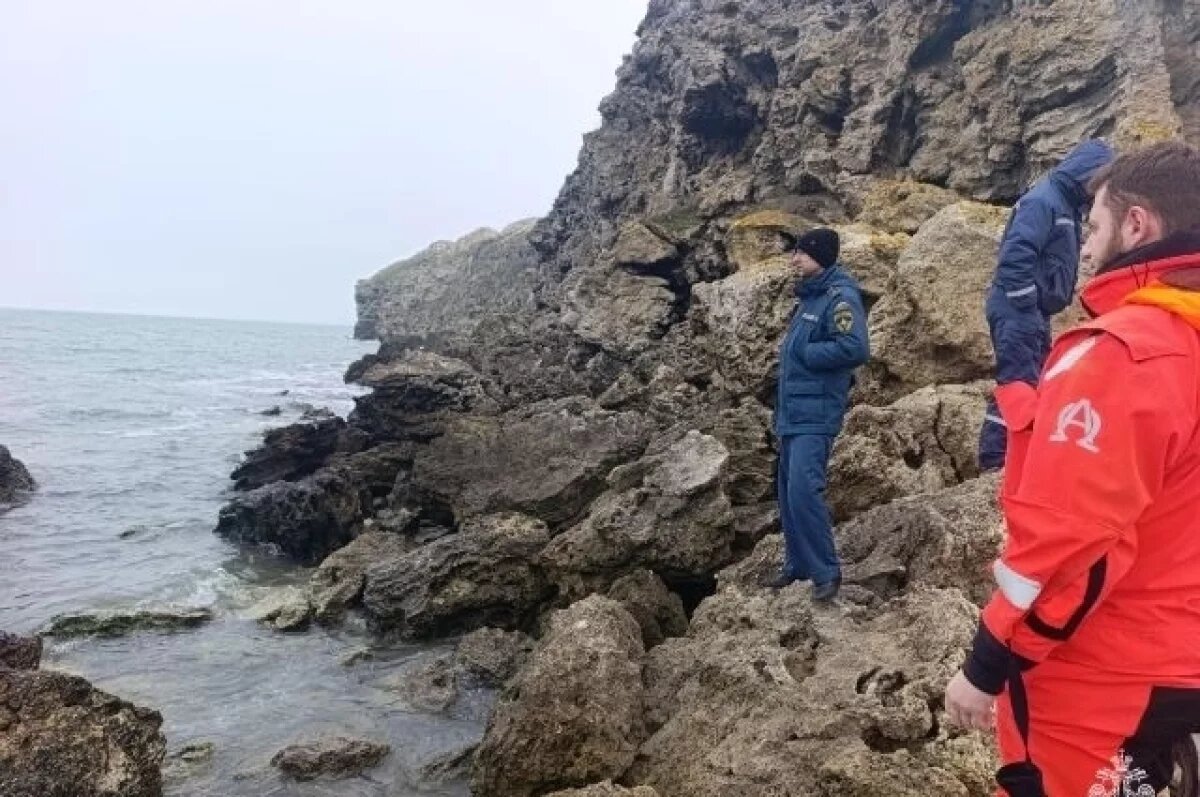    183 км берега обследовали в Азовском море при поиске двух рыбаков