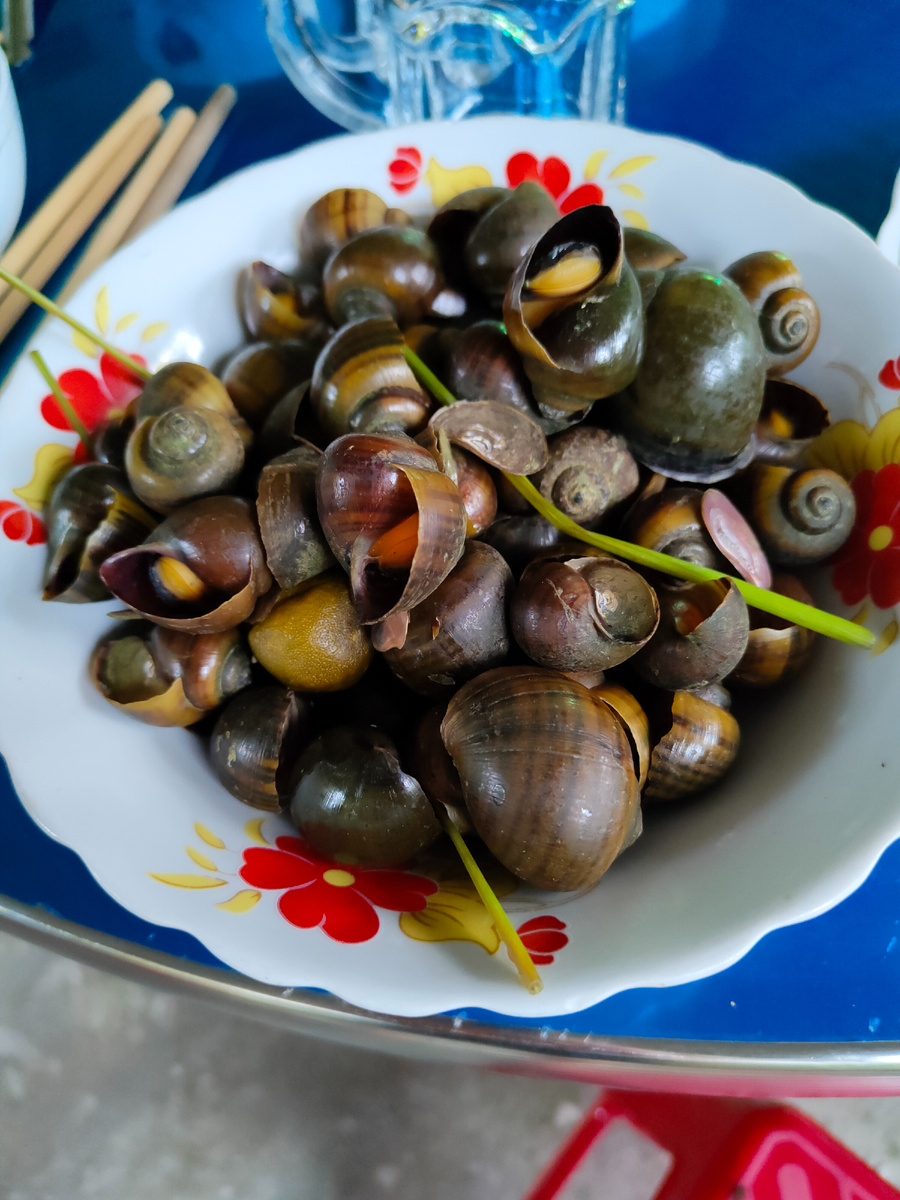 Их просто едят. Они не деликатес.