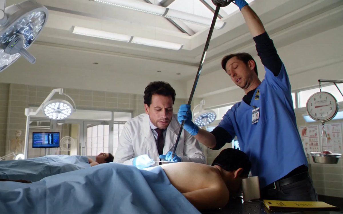 Кадр из сериала "Вечность"