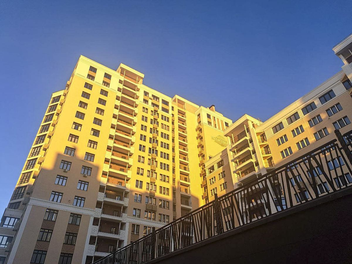 Всего в первом месяце года в регионах округа было введено 686 тысяч квадратных метров жилья.  Фото: ФедералПресс / Вера Романескул