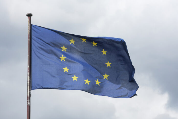    Инновационные барьеры и укрепления на границе Европы подчеркивают усилия по созданию «Золотого занавеса»