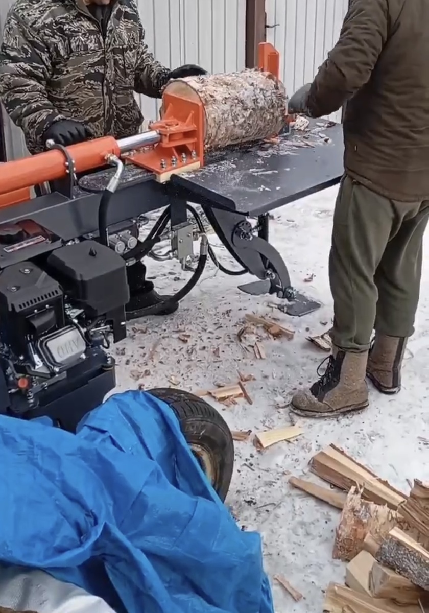 Дровокол Захарыч в деле