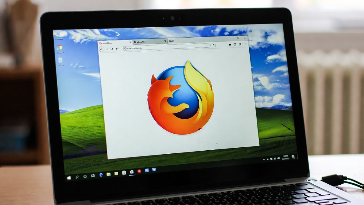 Сгенерировано нейросетью Midjourney Сгенерировано нейросетью Grok  📷
