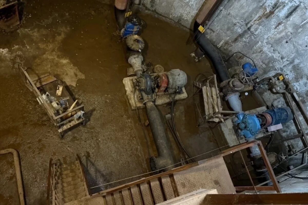    На службу в Астрводоканал заступил Мойдодыр