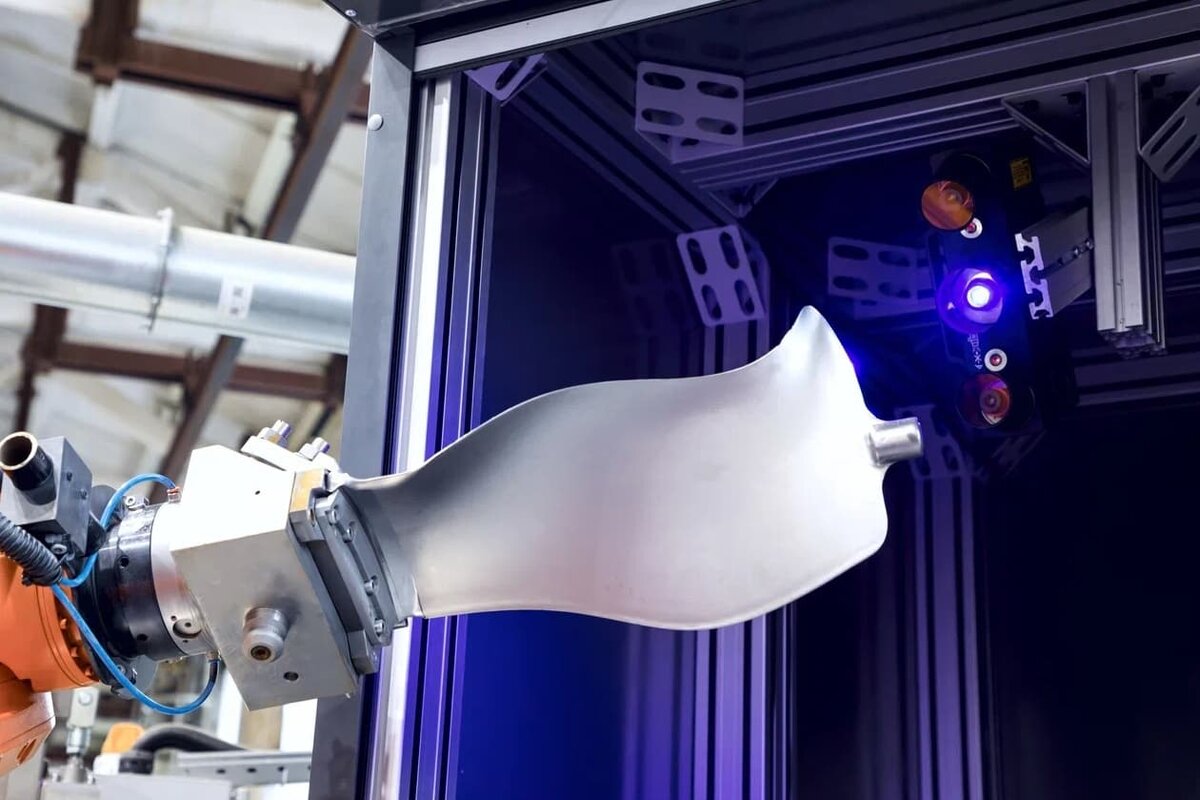   Станок для шлифовки лопаток авиадвигателей на «ОДК-Сатурн»