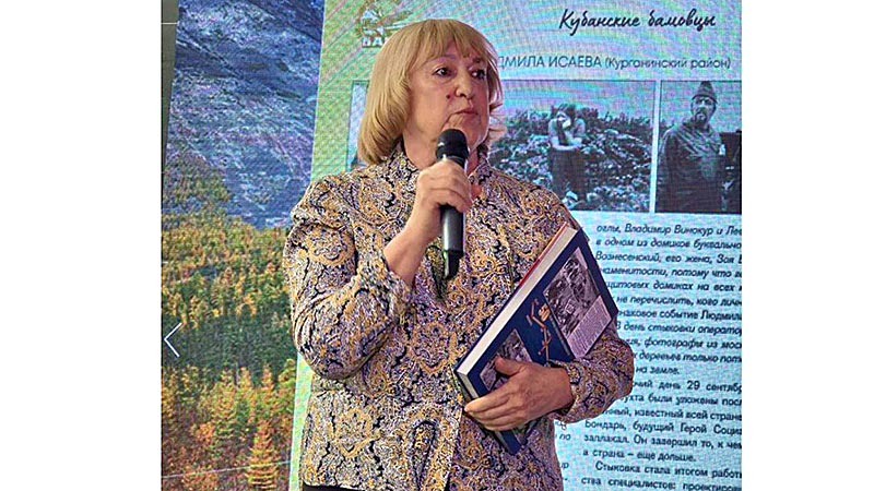    Юбилейную медаль – лучшим авторам