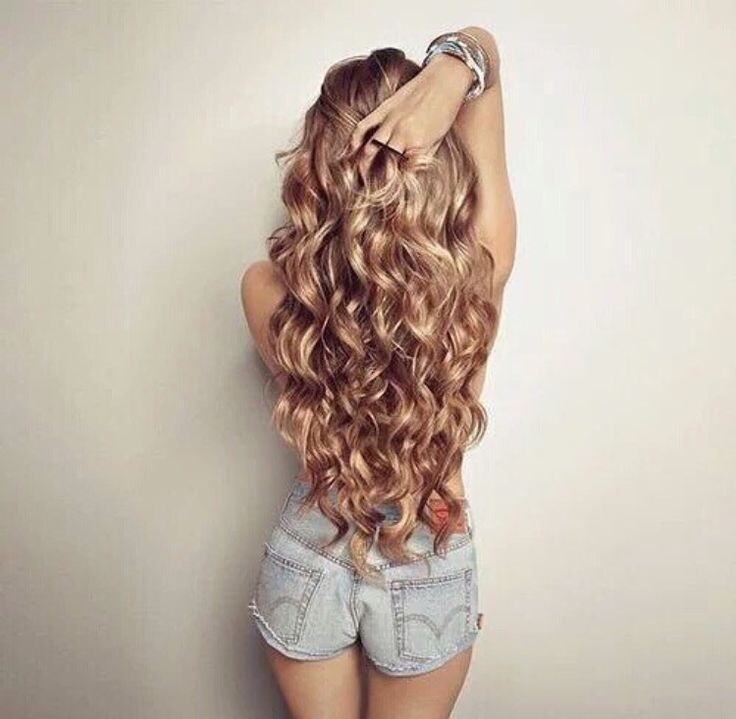 И волосы мечта, и фигура )