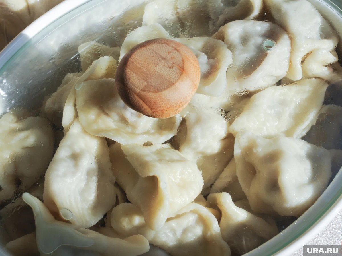    «Пельмень» в переводе с удмуртского означает «хлебное ухо»