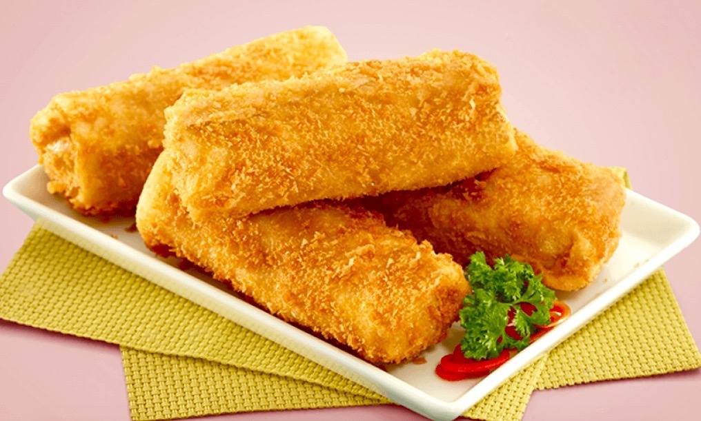 Индонезийские блинчики-пирожки рисоль.