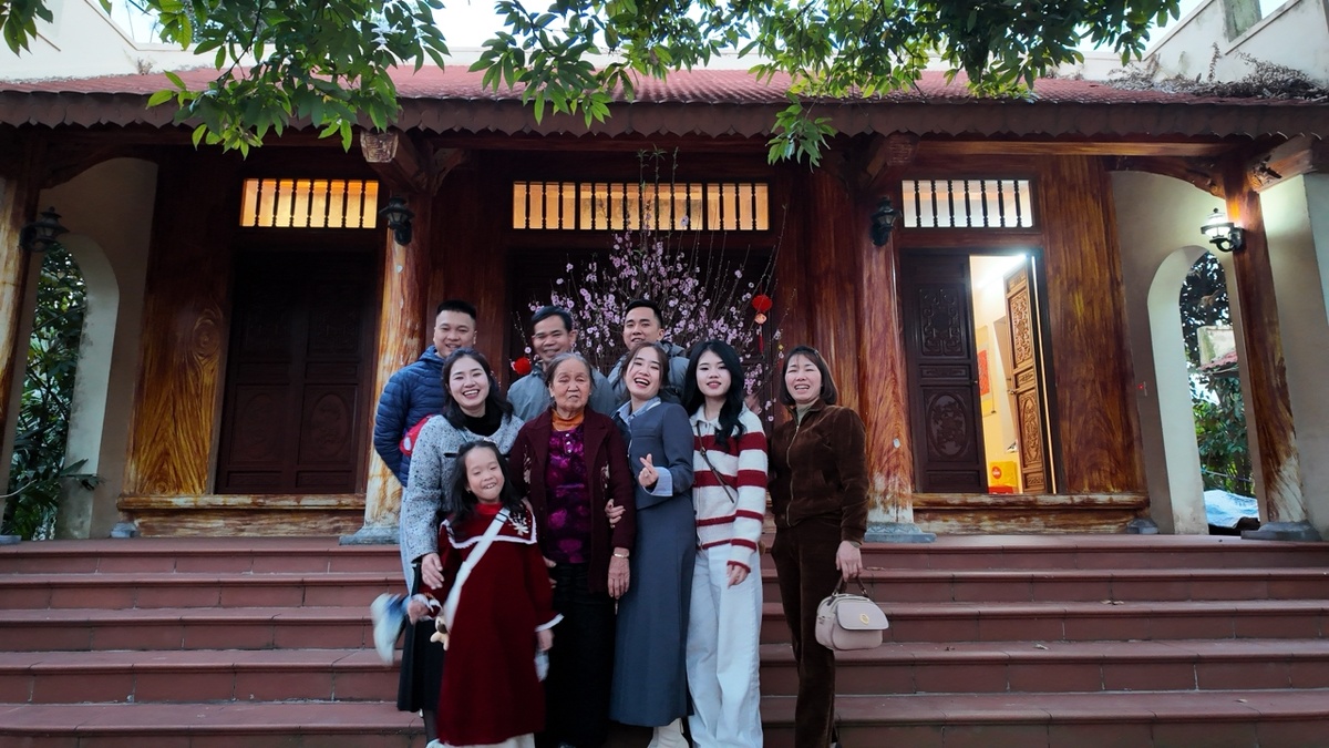 Вьетнамцы стремятся встретить праздник в семейном кругу
|| Фото из личного архива Хая Нгуена. Автор неизвестен