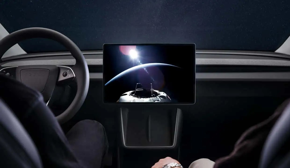 Такое оснащение салона (Tesla) признали опасным