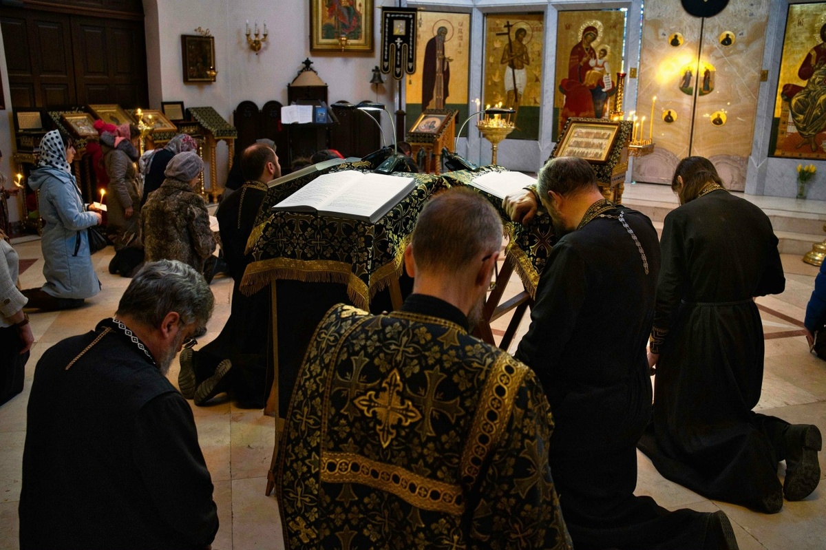 В качестве иллюстрации фото из группы Храма Рождества Иоанна Предтечи в Юкках (оригинал по ссылке: https://vk.com/wall-18299873_64664)
