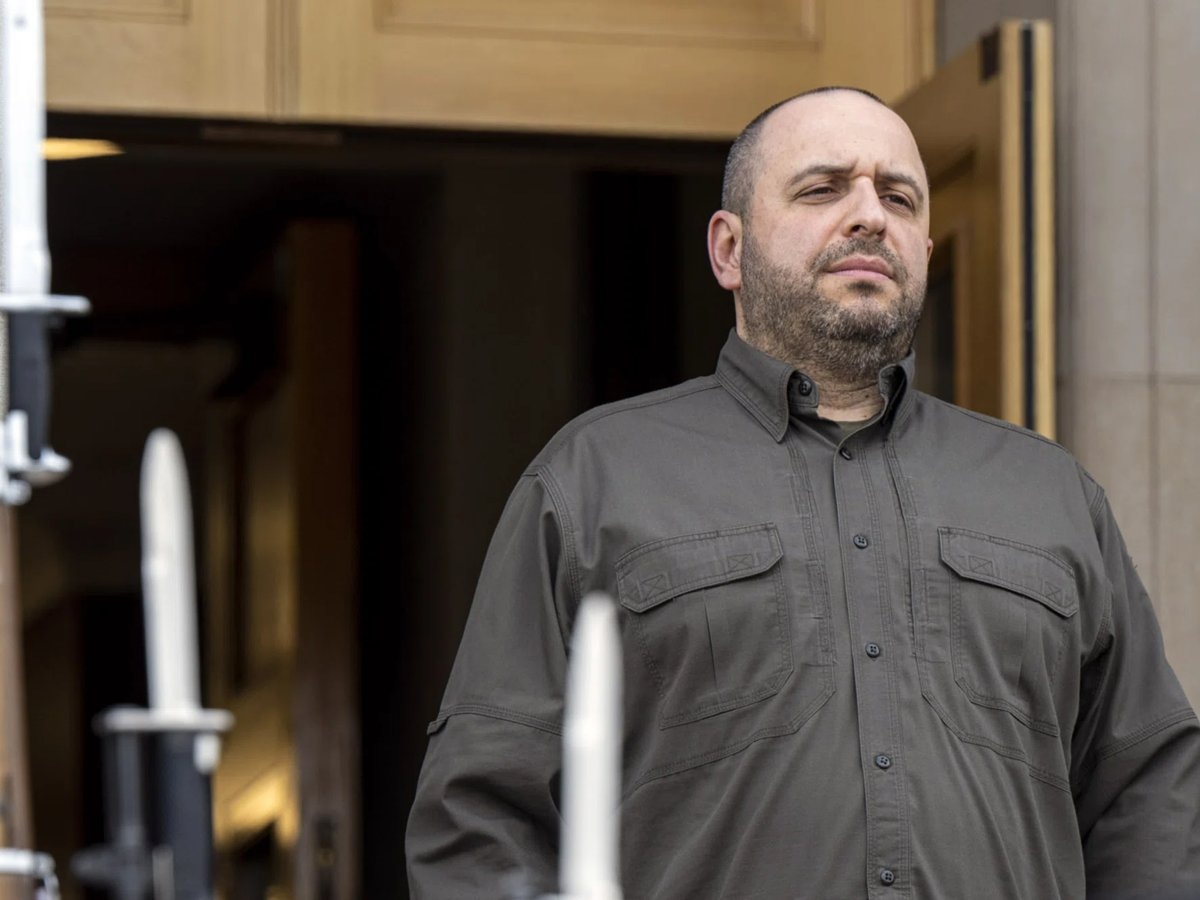     В Женеве на переговорах удалось достичь определенных успехов, заявил Рустем Умеров