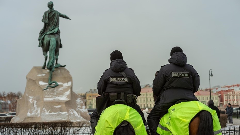    В Петербурге из-за низких зарплат возникла нехватка полицейских Автор фото: Тихонов Михаил