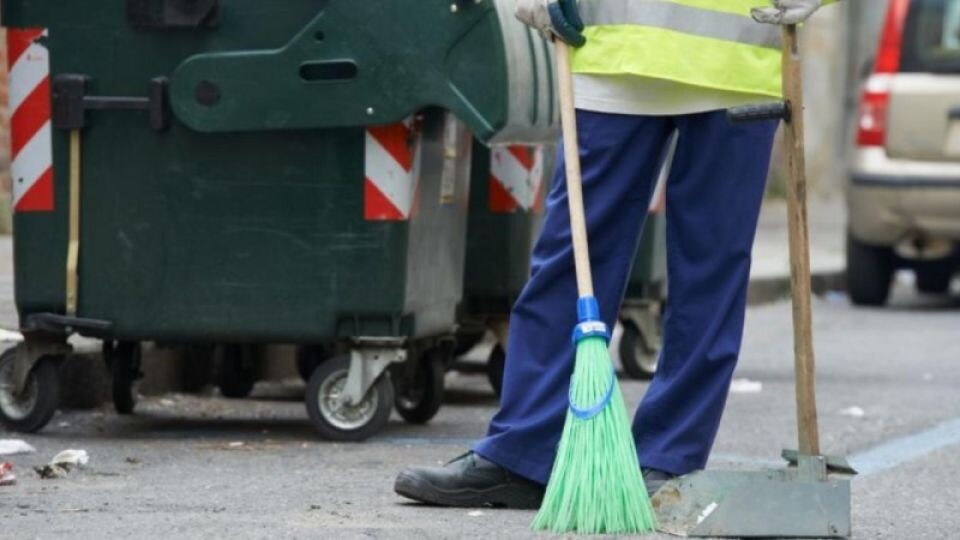    Дворник. Уборка. Источник: Анна Меньшикова, "Толк"