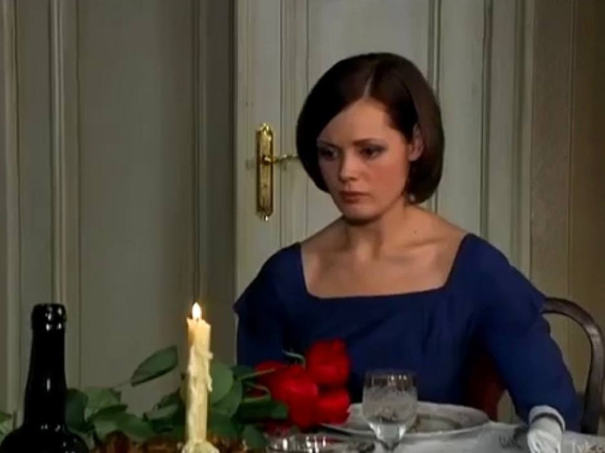    Ирина Лосева в роли Амалии Климовой (Фото: кадр из сериала «Ермоловы»)