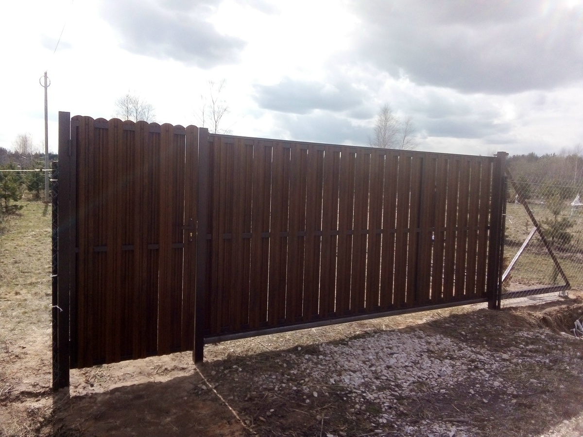 Забор из штакетника в Киржаче под ключ