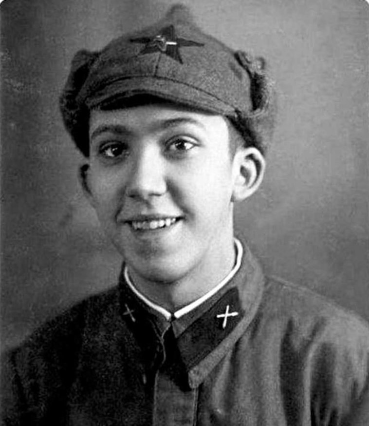 Юрий Никулин в военные годы. Фото из открытых источников
