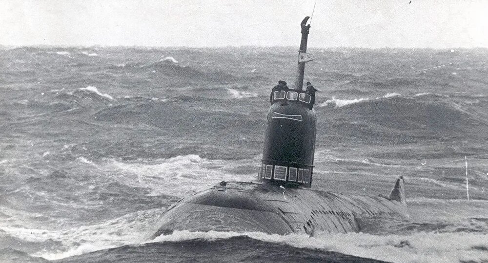 Какая максимальная скорость подводной лодки