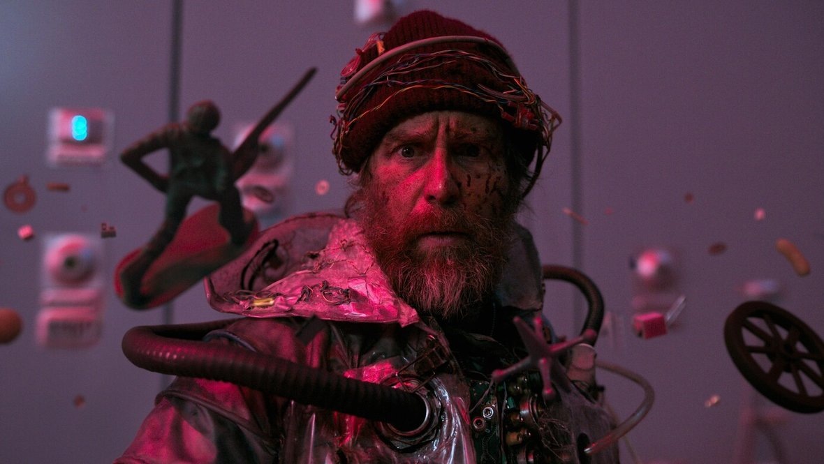    Кадр из фильма «Удачи, веселья, не сдохни», реж. Гор Вербински, 3 Arts Entertainment, Constantin Film, Blind Wink Productions